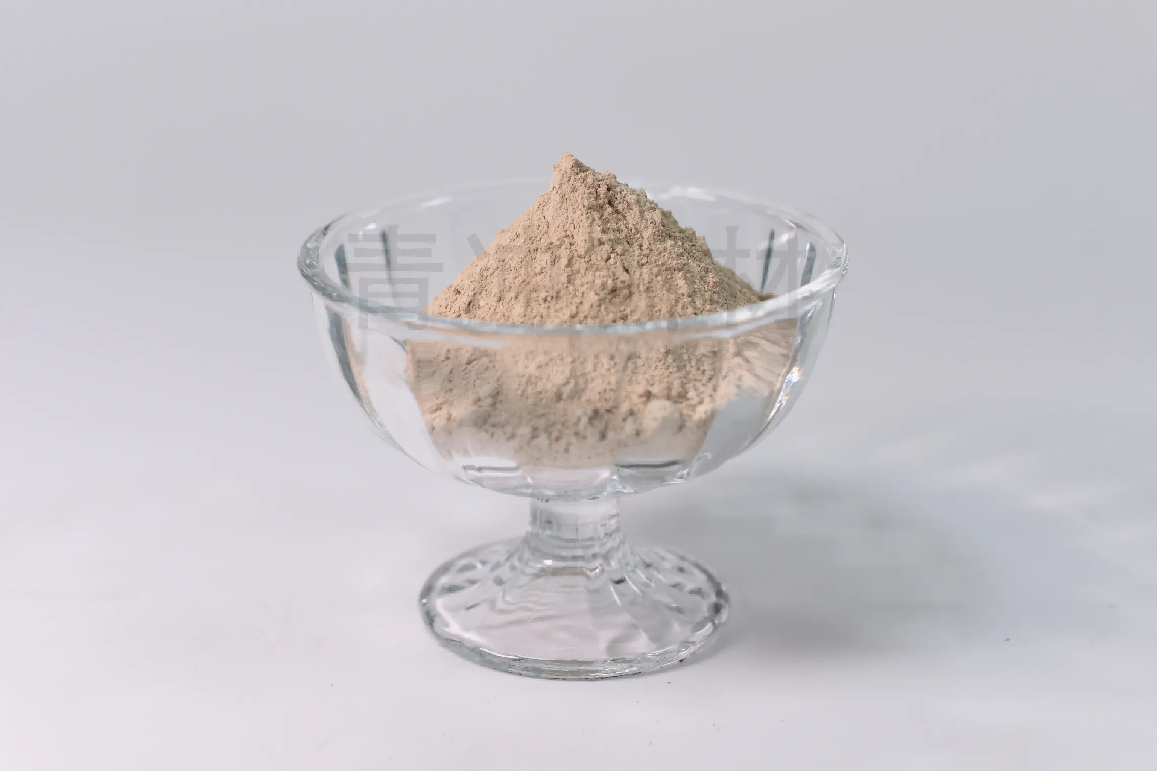 كربونات المنغنيز (MnCO₃)2